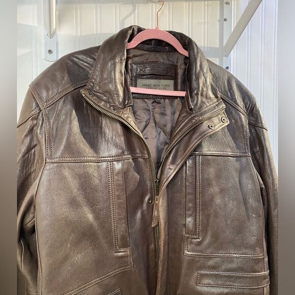 Andrew Marc Mens Leather Jacket with Multiple Pockets Size L - Picture 3 of 13